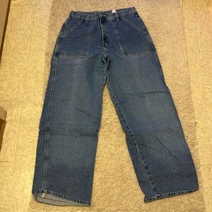 Wide leg baggy jeans
